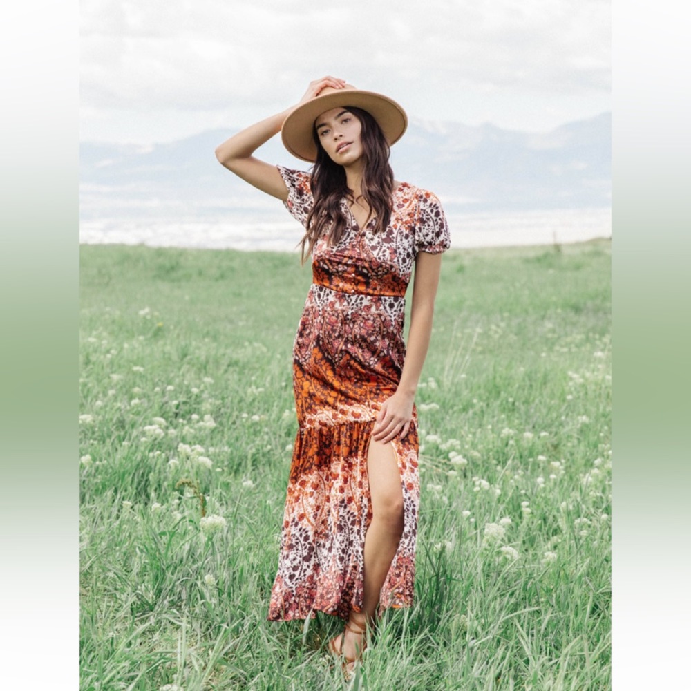 Sage The Label Silky Floral Print Maxi Size Small